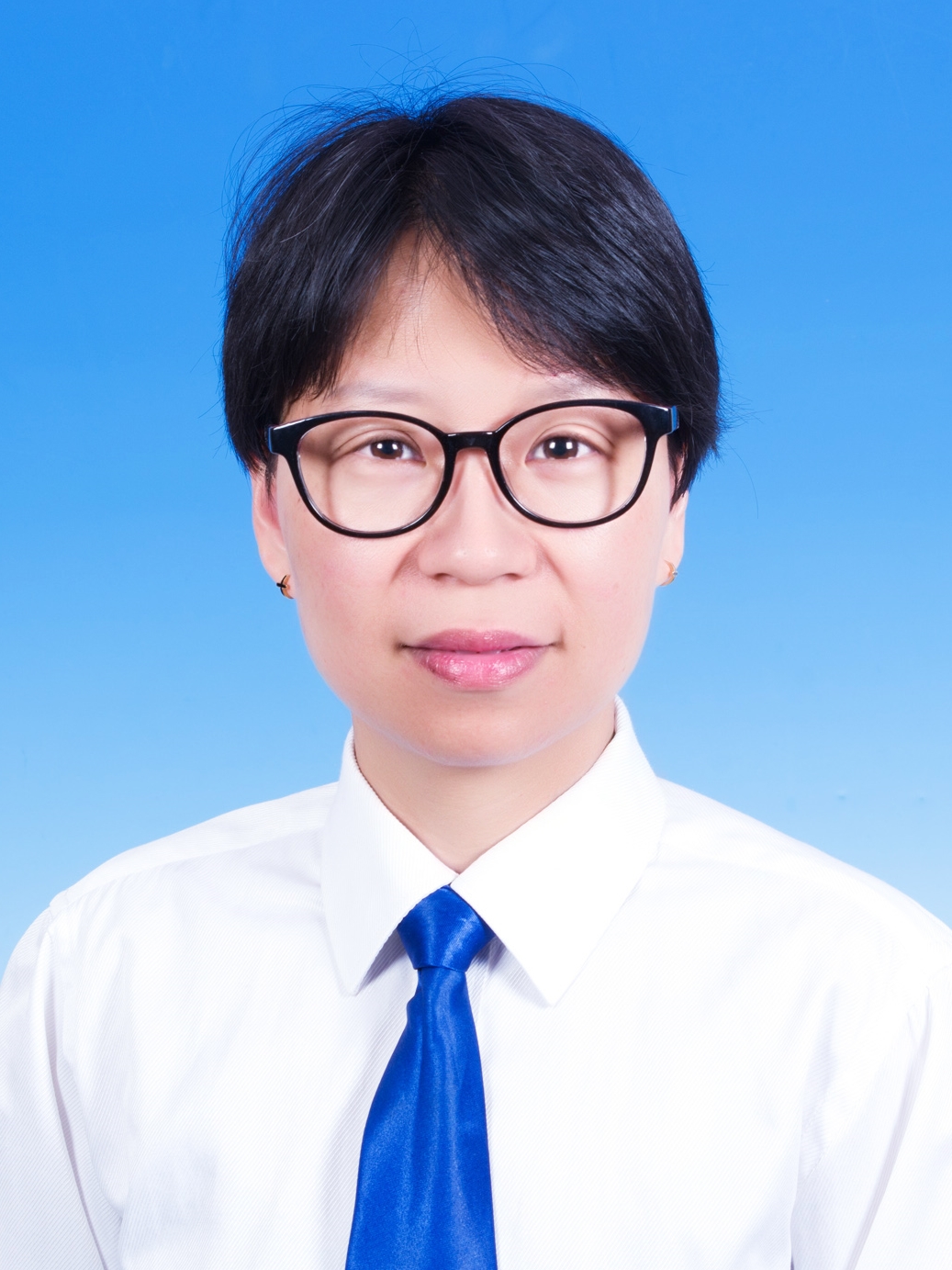 罗健